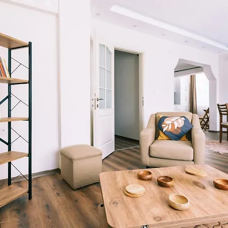 Apartment Comfy